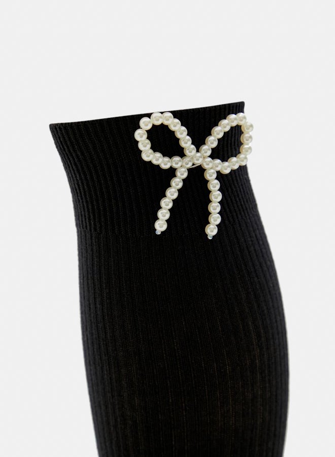 FOREVER 21 Faux Pearl Bow Knee-High Socks  - Image 3