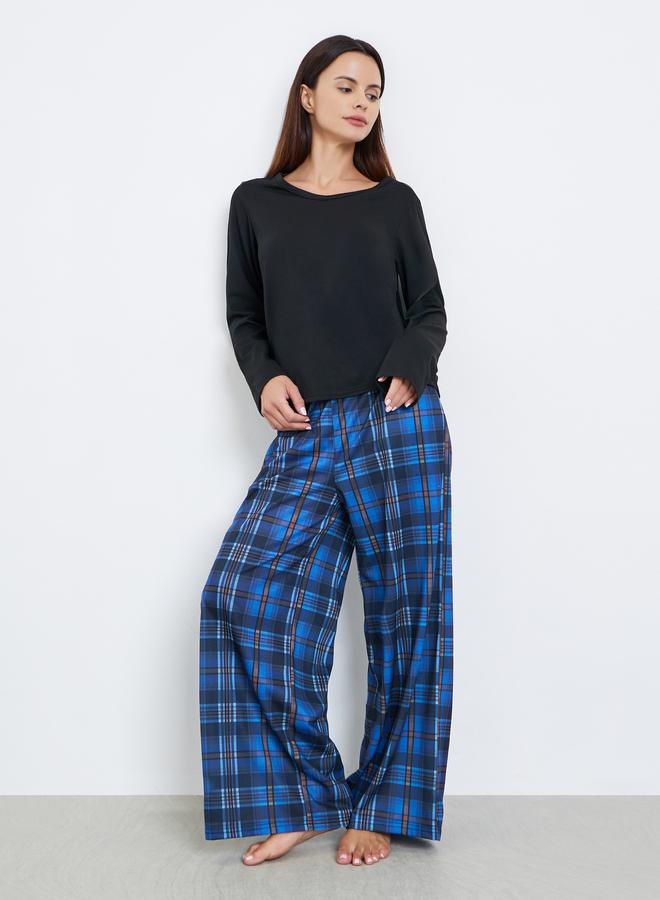 Styli Solid Long Sleeve T-Shirt and Checked Pyjama Set - Image 1