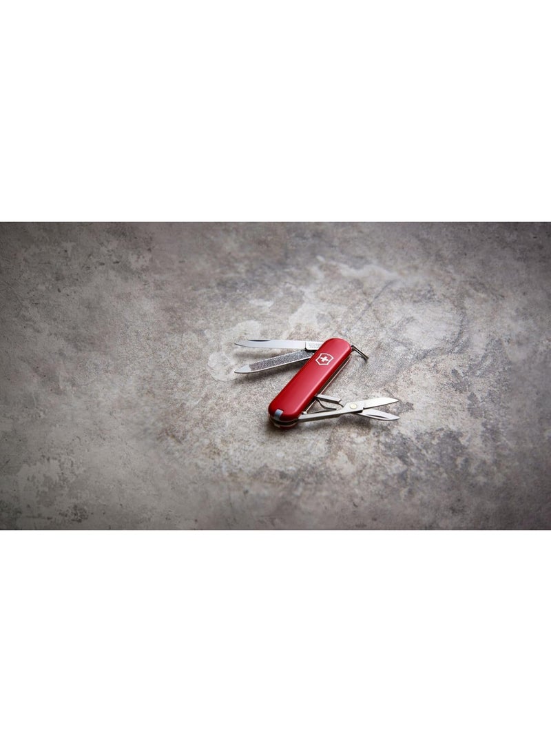 Victorinox Swiss Army Knife - Fresh. Stylish. Colorful Swiss Classics - 7 Function, Multi-Utility Tool with a Pair of Scissors - Red, 58 mm, M - Image 3