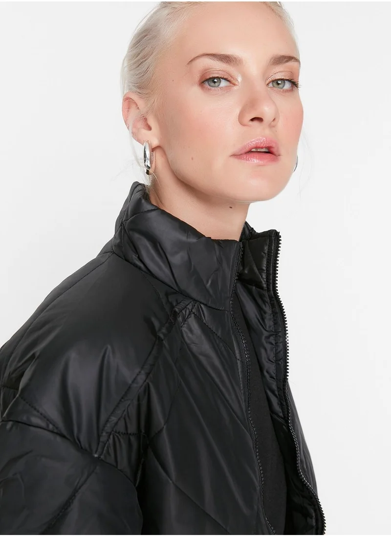 trendyol Pocket Detail Zipped Jacket