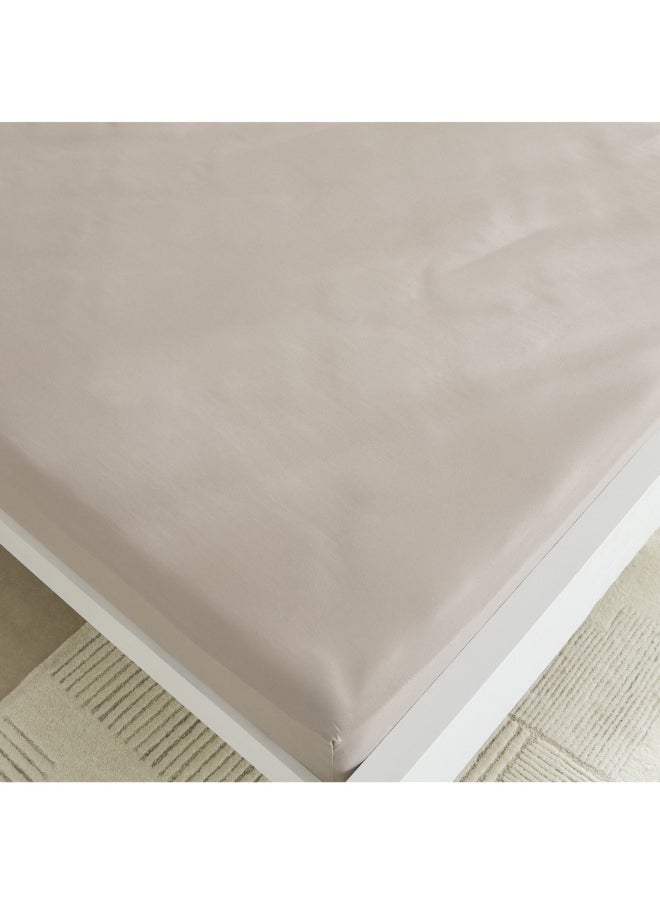 Home Box Derby Solid Microfiber King Fitted Sheet 180 X 200 X 25 Cm  - Image 3