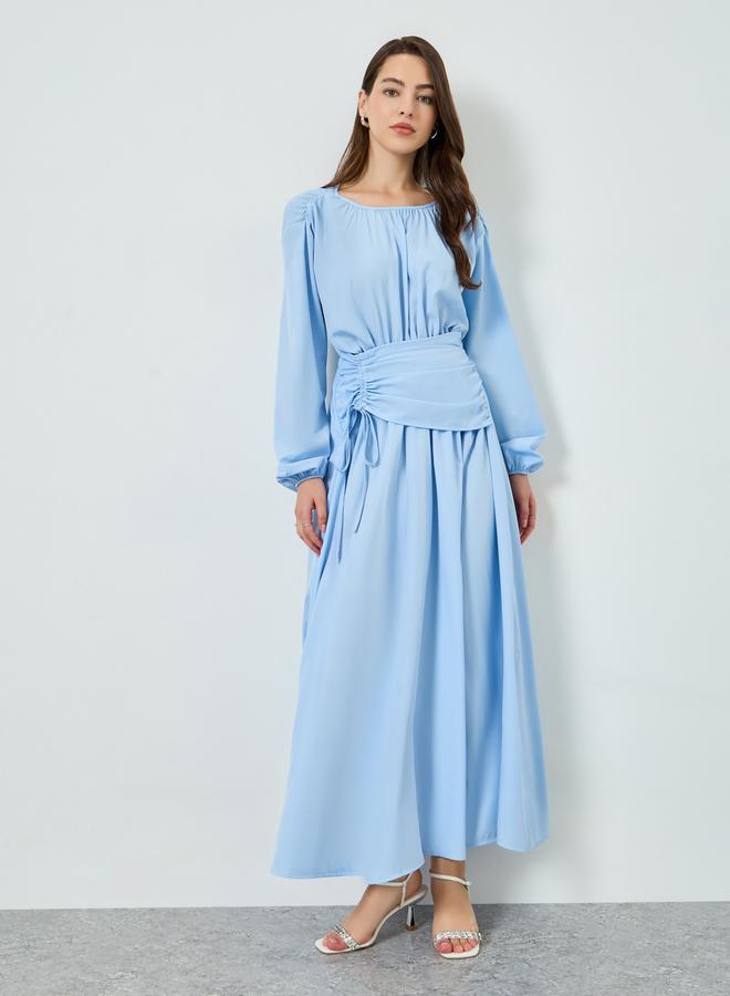 ستايلي فستان طويل بتفاصيل مزمومة - Image 3