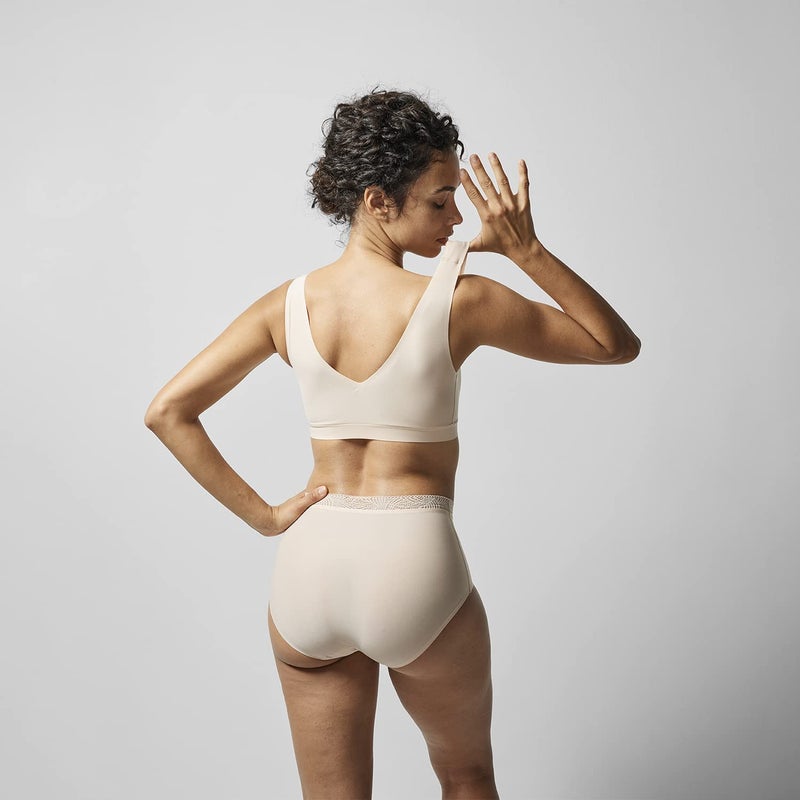 Chantelle Women's Soft Stretch Padded V-Neck Bra Top, Nude Blush, M/L - Image 3