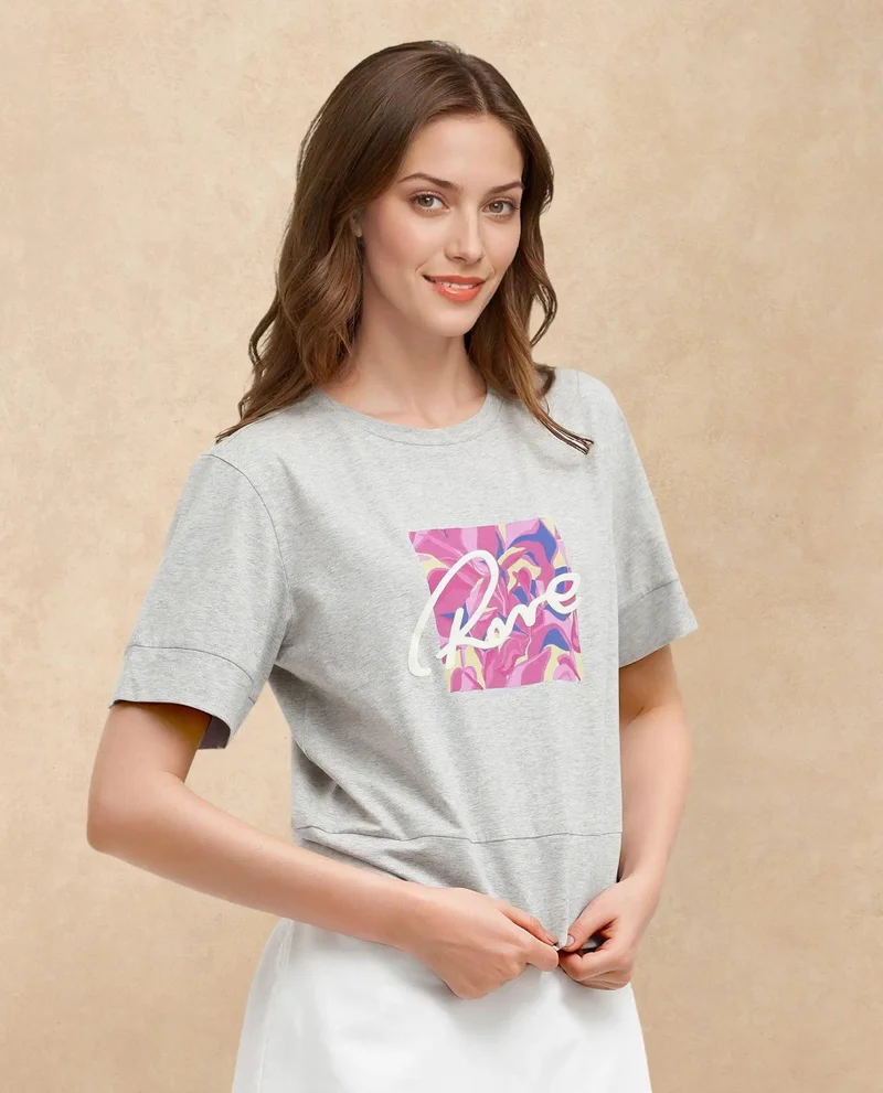 Rareism Women's Chest Graphic Print Boxy Fit T-Shirt