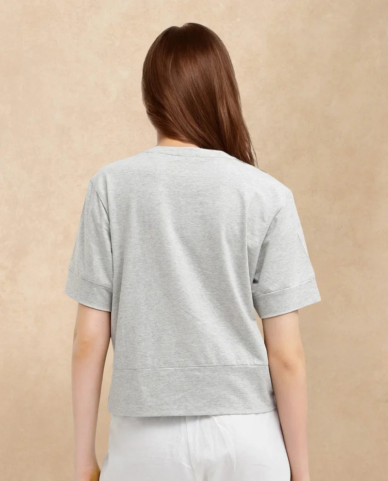 Rareism Women's Chest Graphic Print Boxy Fit T-Shirt