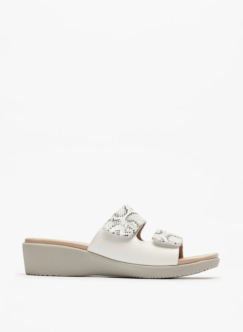 Le Confort Womens Le Confort Textured Slip-On Sandals With Wedge Heels