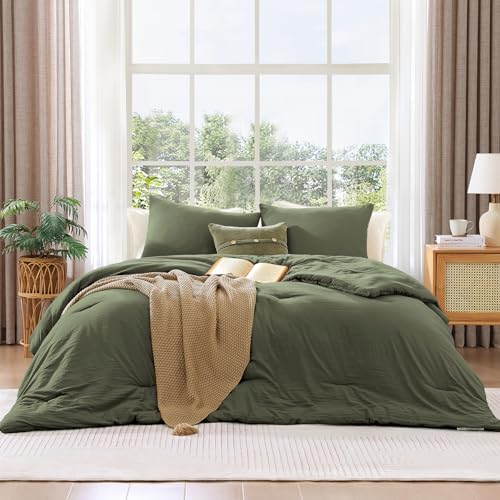 WRENSONGE Full Size Comforter Sets - 3 Pieces Olive Green Comforter Prewashed Soft Lightweight for All Seasons, Fluffy Down Alternative Comforter Full Size with 2 Pillow Shams - Image 3