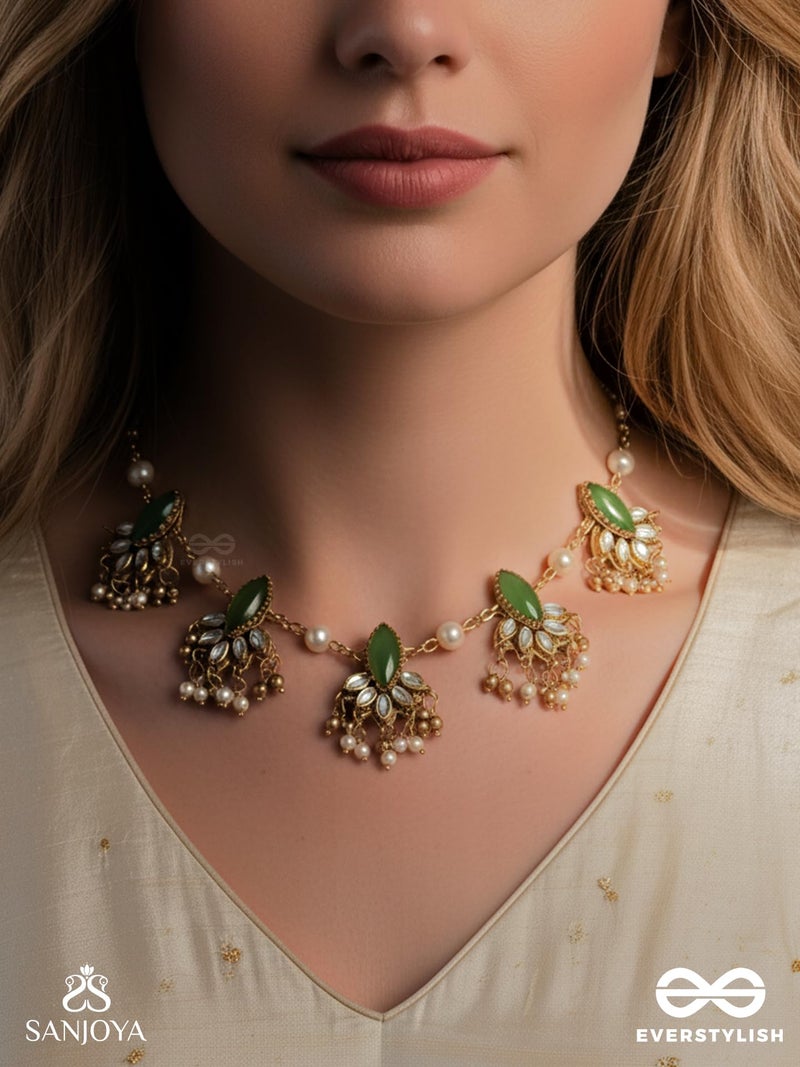 SANJOYA BY EVERSTYLISH Kshamini Graceful Lady Slim Chain Design Kundan Necklace With Leaf Design Lightweight Jewelry For Women | Party, Festive, Wedding & Gifting - Image 2