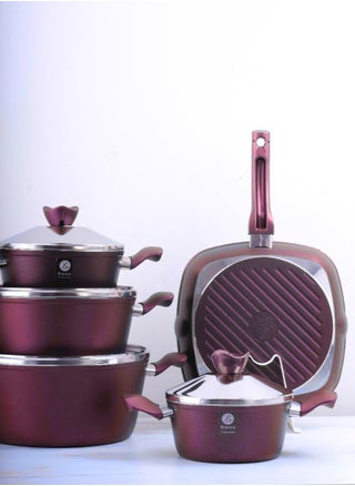 احمر