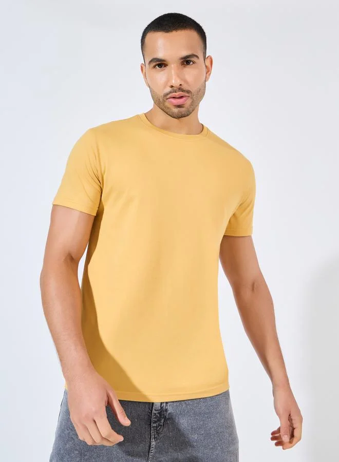 Styli Solid Regular Fit Cotton Rich T-Shirt