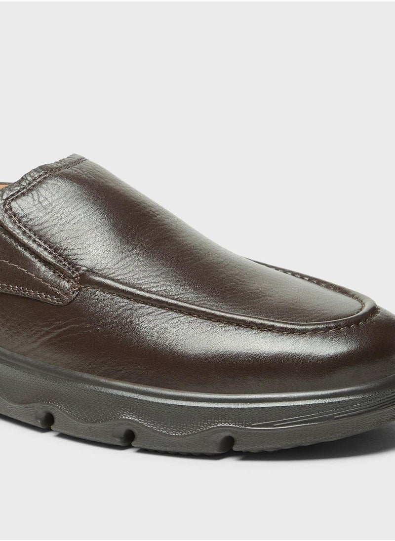 Le Confort Casual Comfort Slip Ons  - Image 4