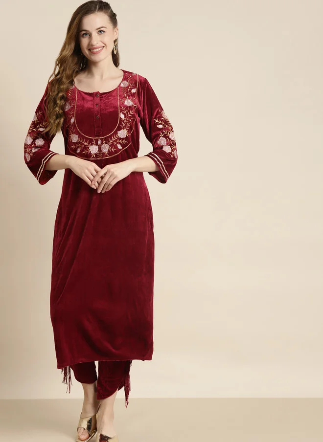 SASSAFRAS Maroon Floral Embroidered Velvet Kurta for Women
