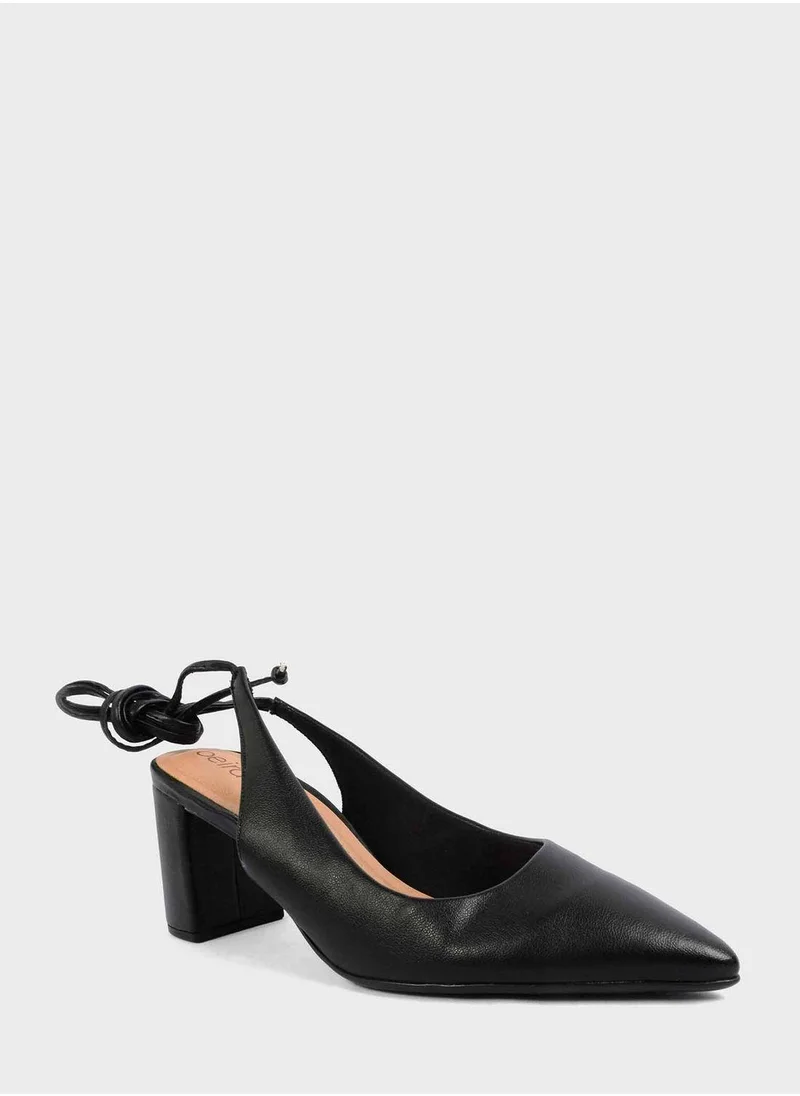 Beira Rio Drew Pumps