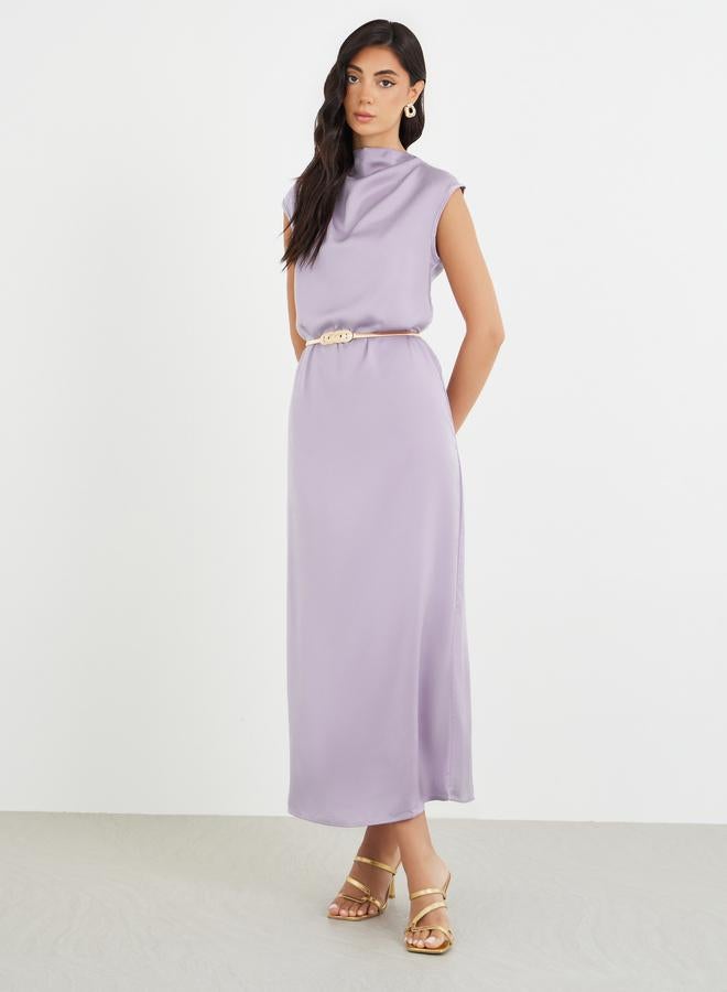 أميرة طقم عباية فستان حرير بطبعة لامعة بياقة كاب وحزام من أميرة - Image 5