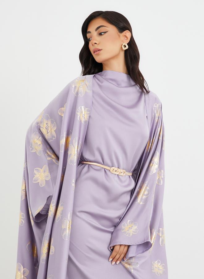 أميرة طقم عباية فستان حرير بطبعة لامعة بياقة كاب وحزام من أميرة - Image 3