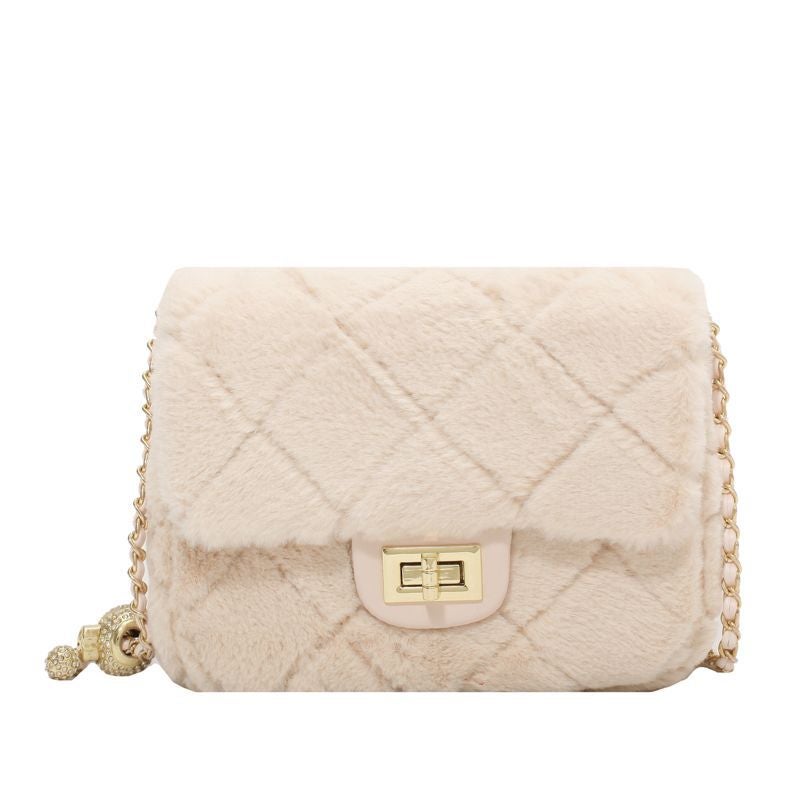 Trendy And Fashionable Lady Style Plush Mini Quilted Chain Bag Single Shoulder Crossbody Bag Women'S Bag - Image 4