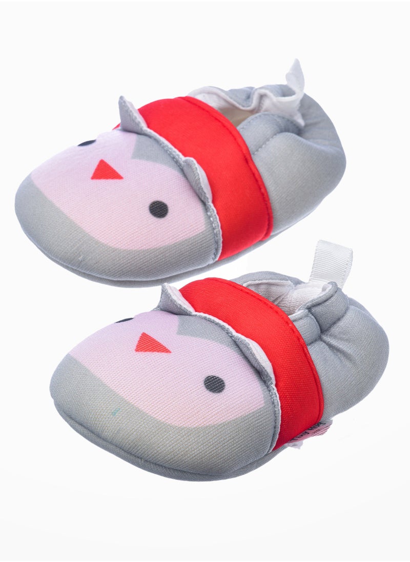 Tiny Hug - Soft and Warm Baby Booties for Newborns and Infants - Image 1