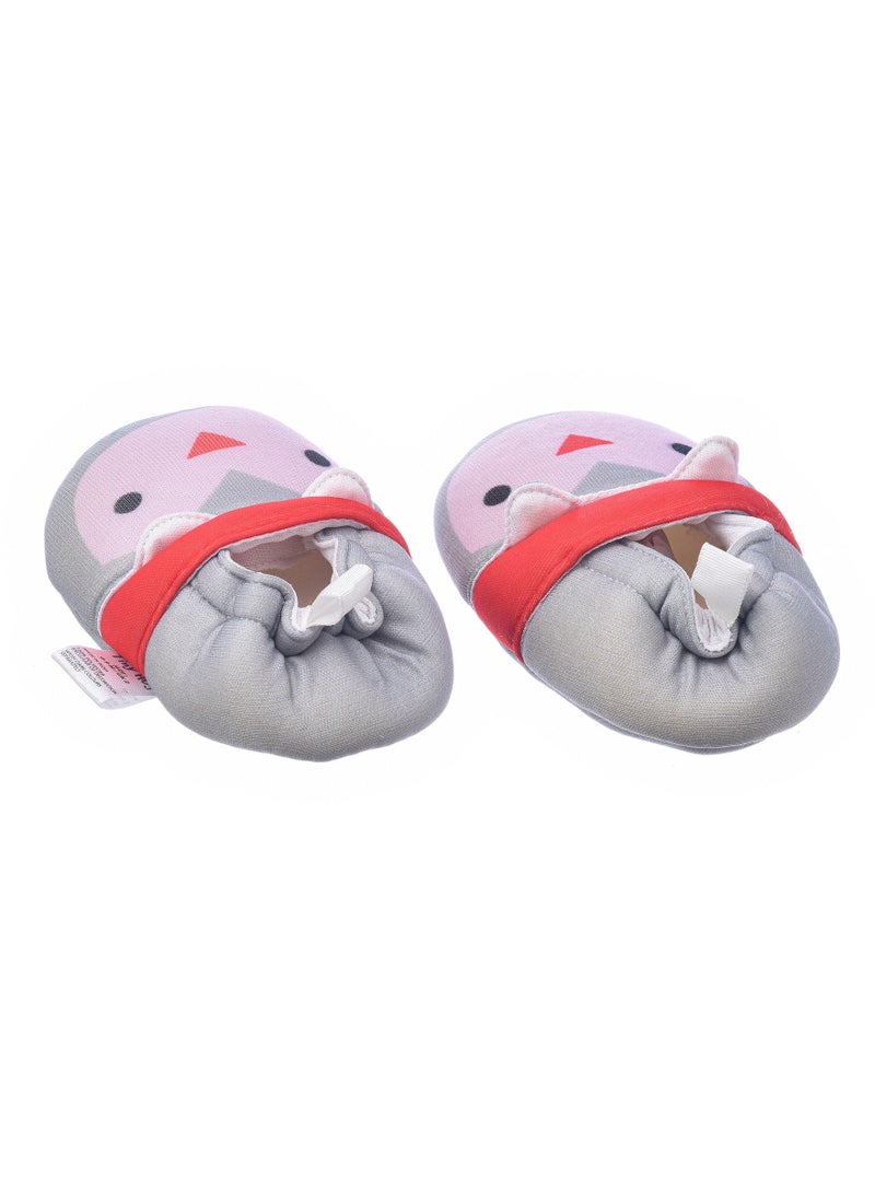 Tiny Hug - Soft and Warm Baby Booties for Newborns and Infants - Image 1