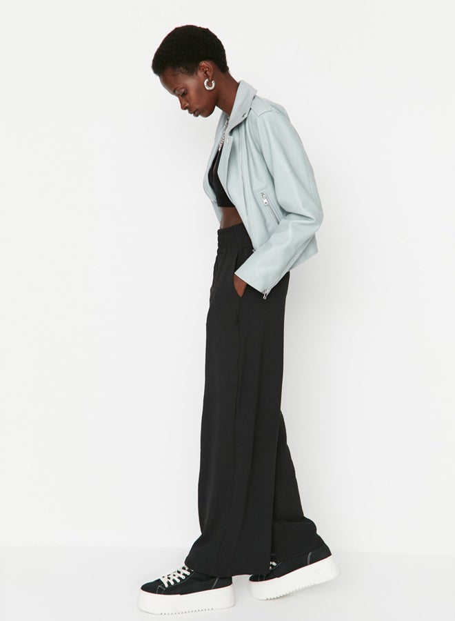trendyol Black Wide Leg Elastic Waist Woven Trousers TWOSS22PL00024  - Image 4