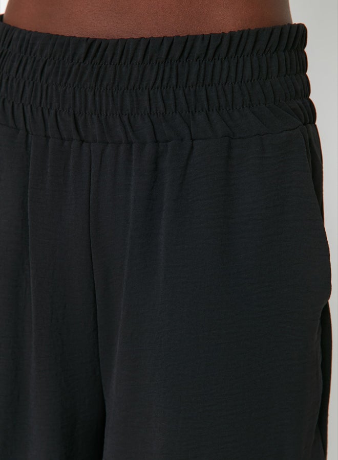 trendyol Black Wide Leg Elastic Waist Woven Trousers TWOSS22PL00024  - Image 5