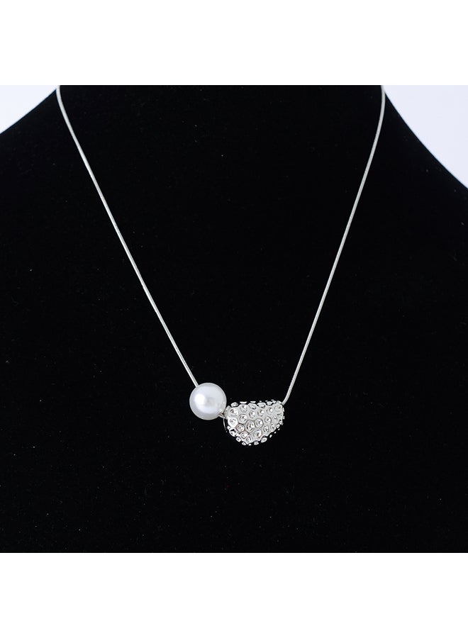 Akher el Ankoud A water drop pendant chain with a white pearl bead - Image 2