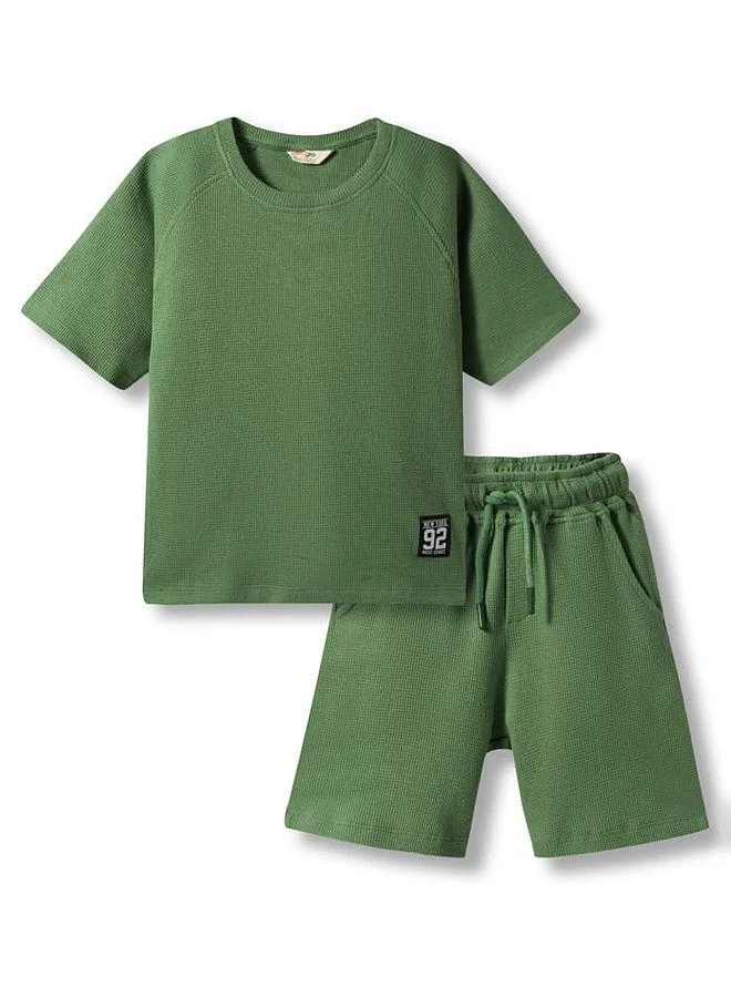 Primo Gino Primo Gino 100% Cotton Waffle Knit Textured Oversized Drop Shoulder Raglan Half Sleeves Solid T-Shirt & Shorts Set - Green