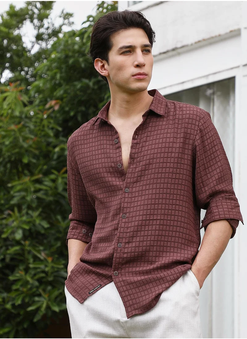 كامبوس سوترا Burgundy Checkered Tailored Fit Full Sleeve Shirt