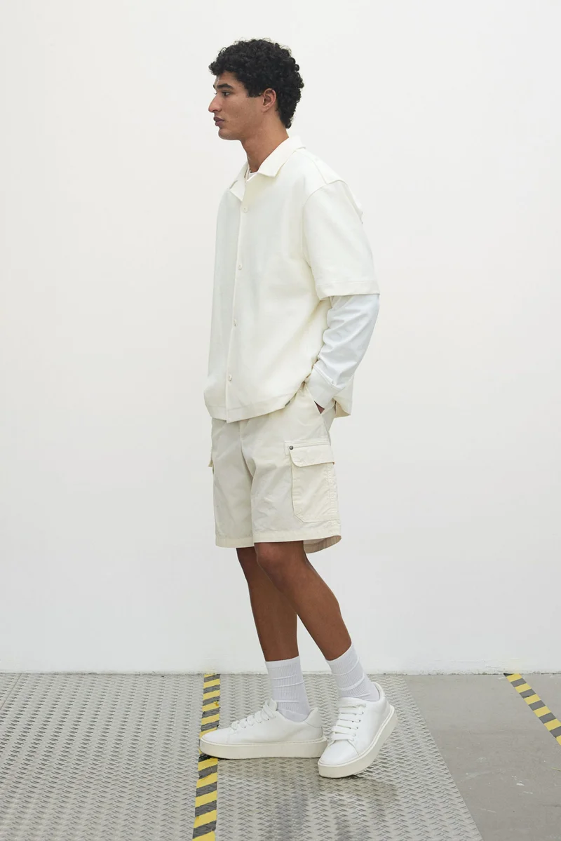 اتش اند ام قميص ريزورت ناعم بقصة فضفاضة