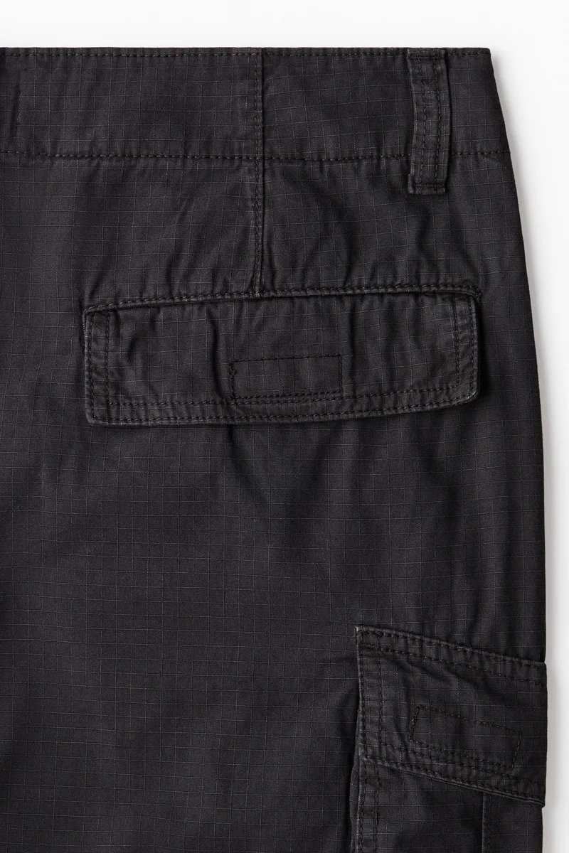 H&M  Loose Fit Cargo trousers for Men | Best Price UAE