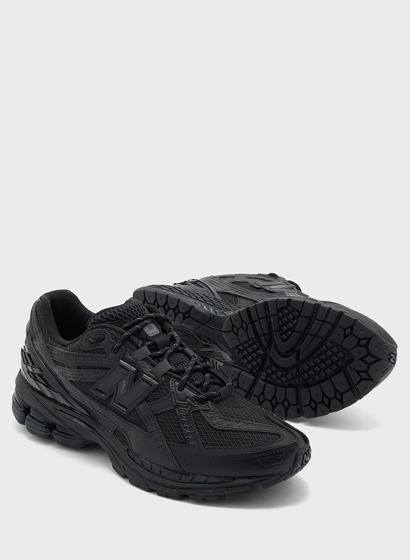 New Balance 1906 Sneakers