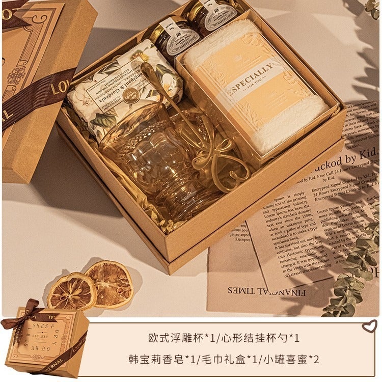 Trendy Gift Box for Bridesmaids, High-End Practical Wedding Favor for Bridal Party, Forest Style Tea Gift Set