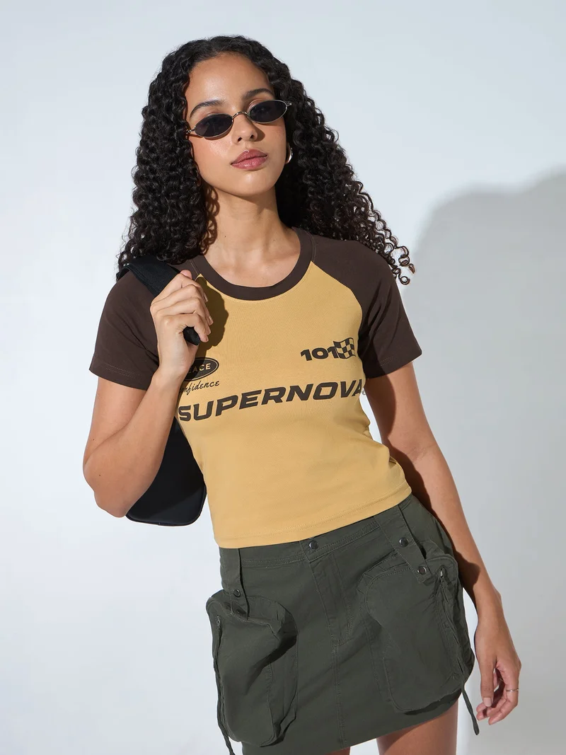 OUTZIDR Beige Crew Neck Graphic Tshirt