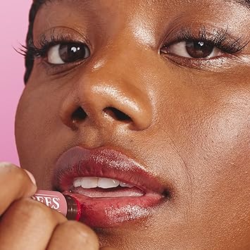 Burt's Bees Burts Bees Tinted Lip Balm Red Dahlia Moisturising Lip Tint With Shea Butter 100 Natural Origin 425g - Image 3
