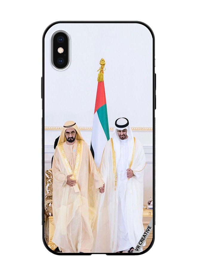 VR CREATIVE غطاء واقي لهاتف آيفون XS Max بتصميم الشيخ محمد بن زايد آل نهيان والشيخ محمد بن راشد آل مكتوم متعدد الألوان - Image 1