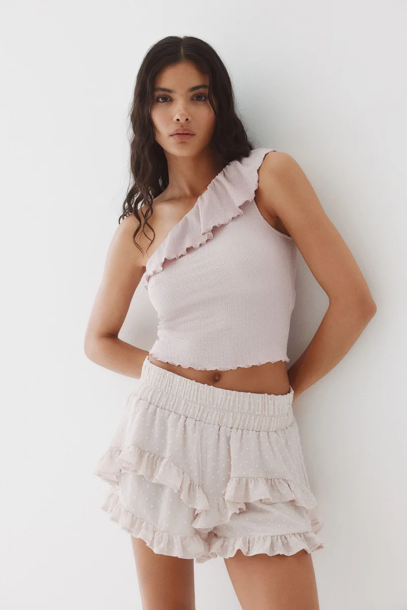 اتش اند ام بلوزة بكتف واحد وكشكشة