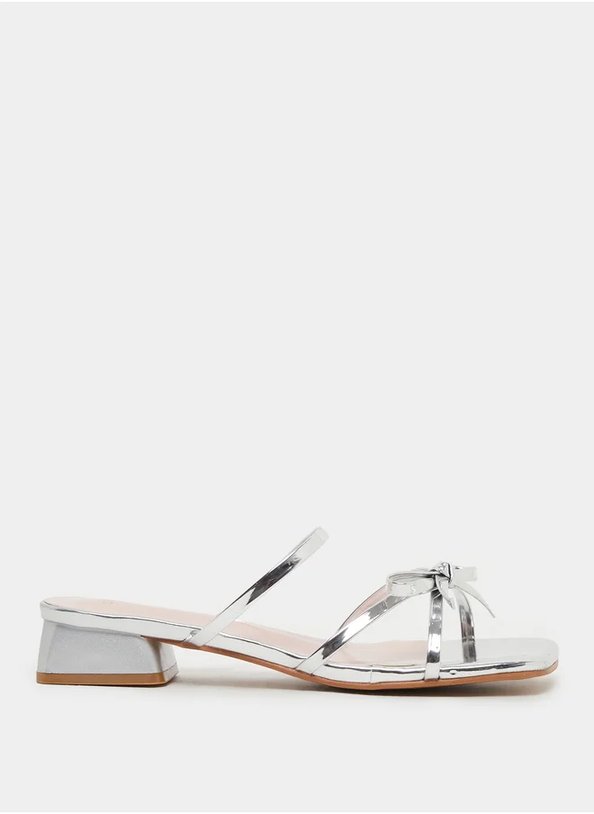 ستايلي Metallic Bow Accent Strappy Block Heel Sandals