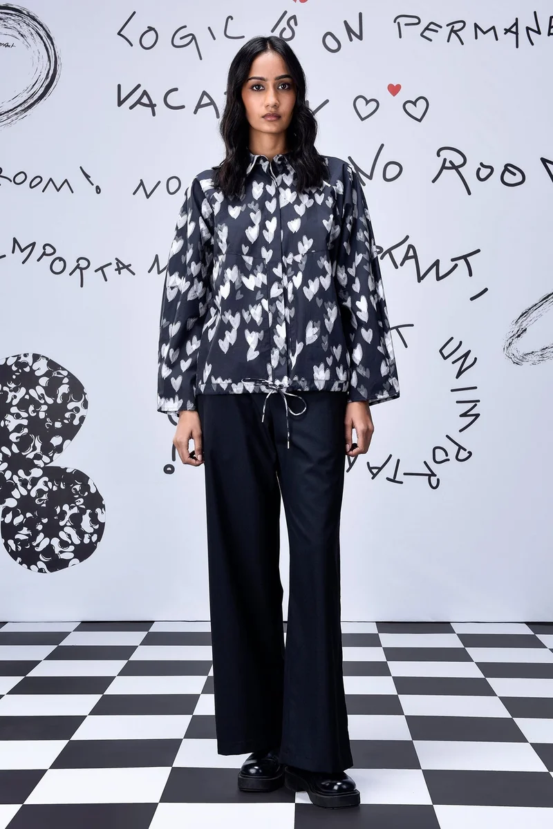 Genes Lecoanet Hemant  Heart Print Oversized Shirt - Black for Women | Best Price UAE