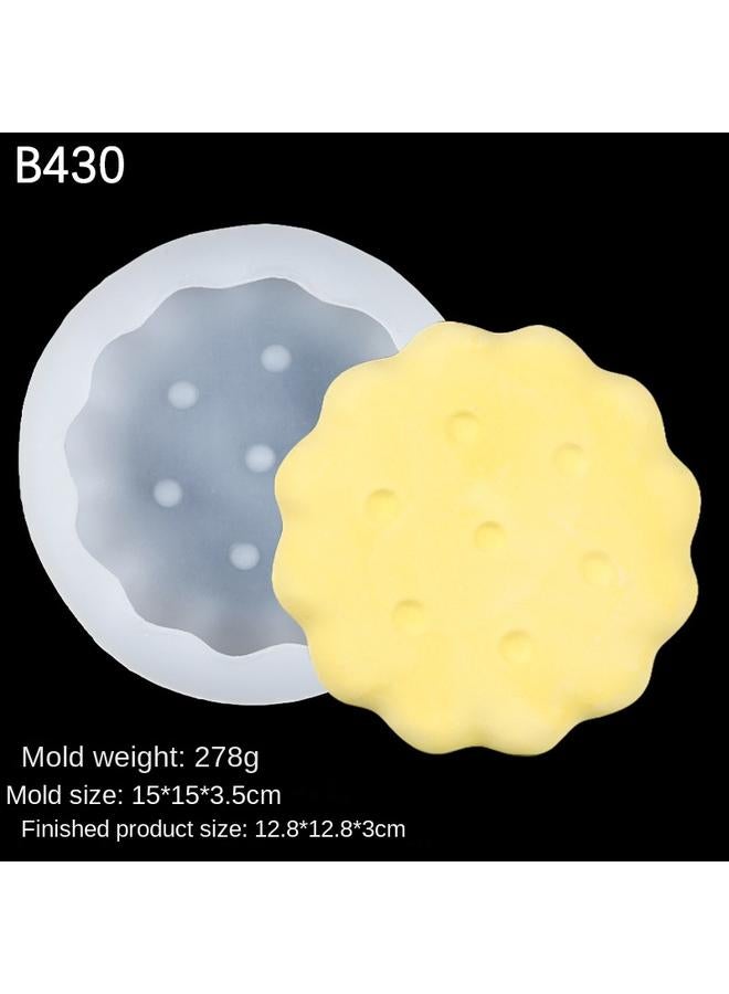 Bluejw Cartoon Sandwich Round Lace Biscuit Shape Silicone Mold Pinch Sandwich Biscuit Baking Mousse Cake Mold - Image 1