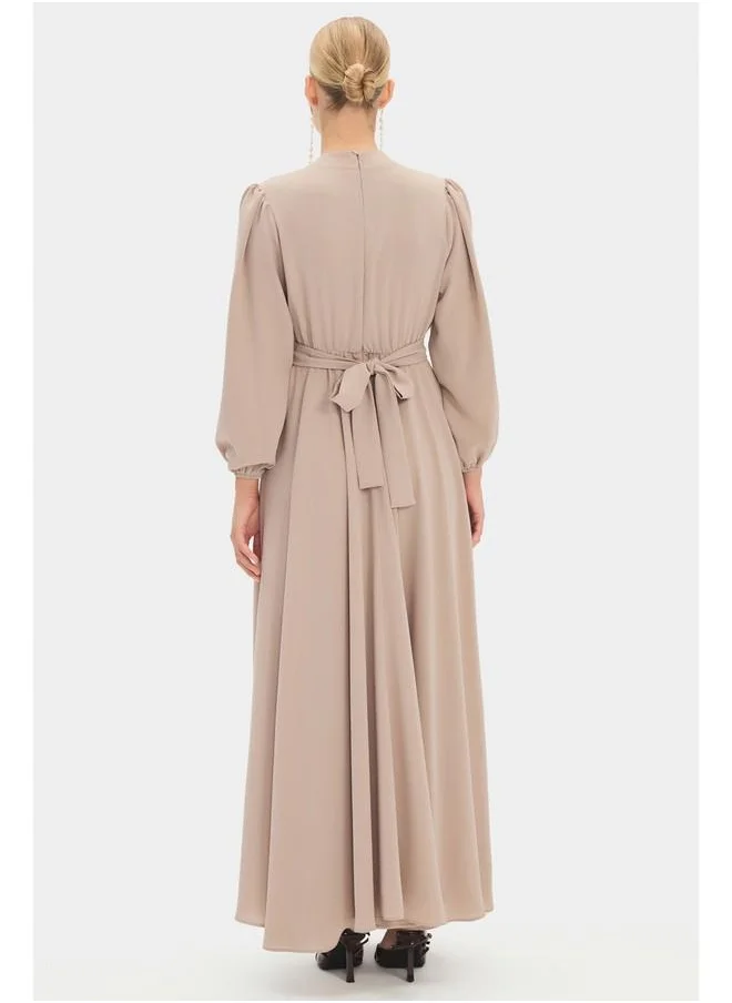 جون June Women Stone Detailed Flowy Abaya Beige