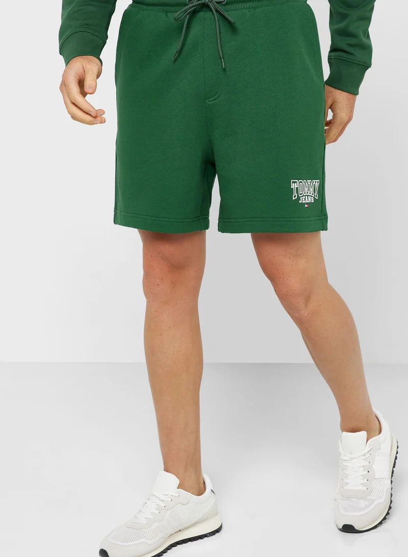 TOMMY JEANS Essential Shorts