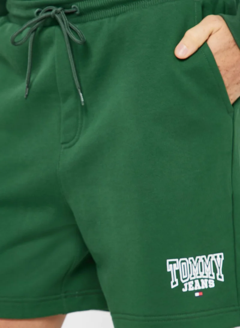 TOMMY JEANS Essential Shorts