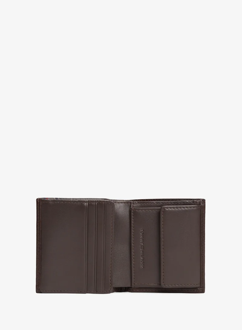 TOMMY HILFIGER  Central Trifoild for Men | Best Price UAE
