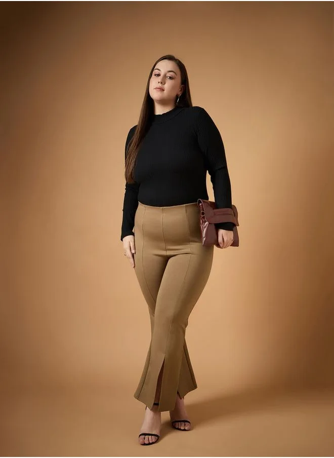 SASSAFRAS Plus Size Front Slit Detail Flared Pants