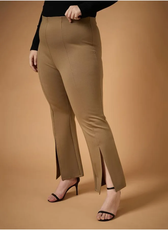 ساسافراس Plus Size Front Slit Detail Flared Pants by Styli