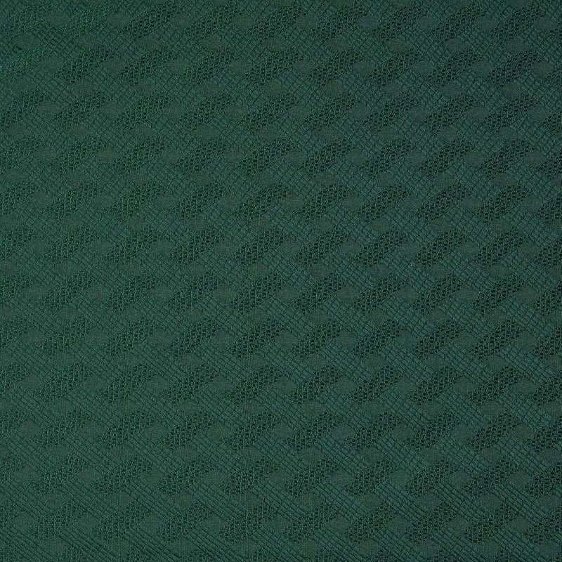 Violet Linen مفرش طاولة من قماش فويلت لينين بتصميم مخطط مخدد لعيد الميلاد 60 × 102 أخضر - Image 5