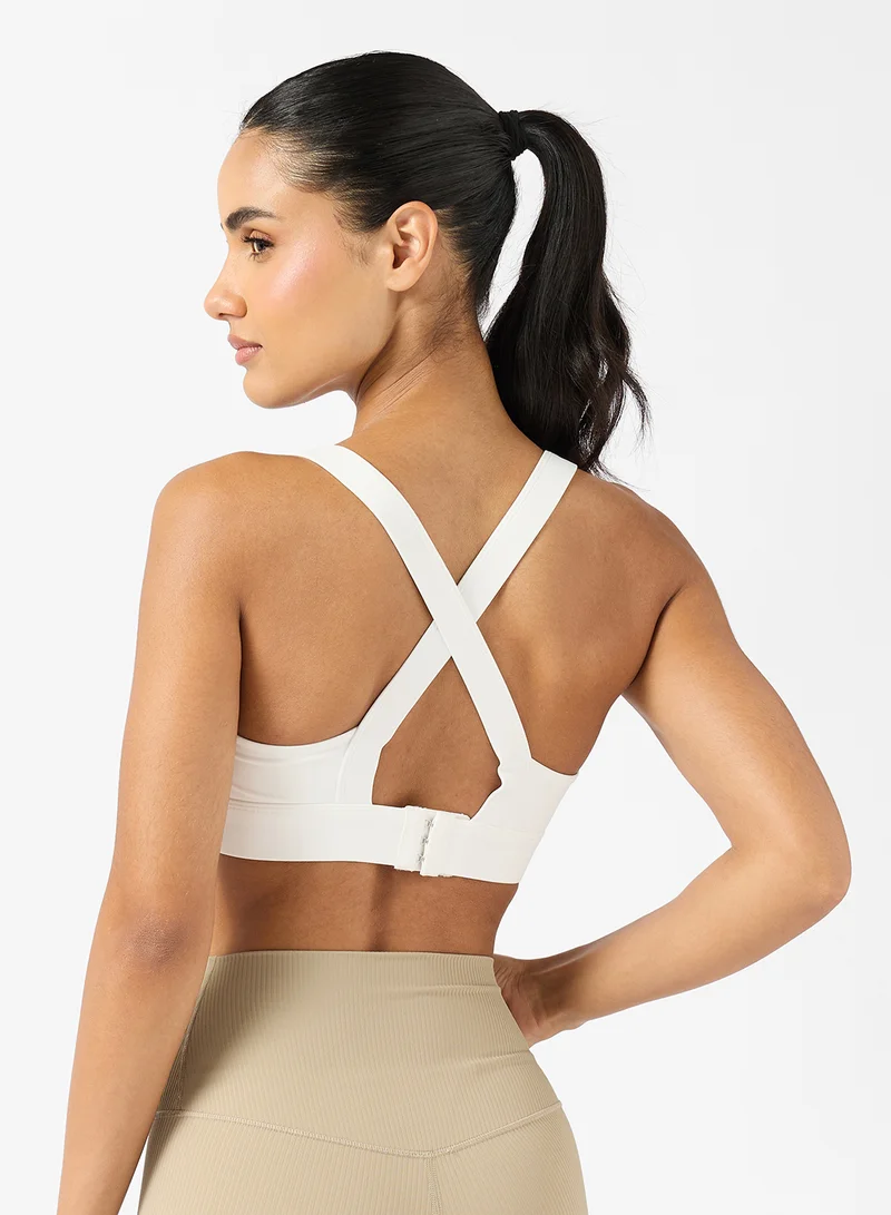 فورورد حمالة صدر رياضية بأشرطة وإغلاق خلفي