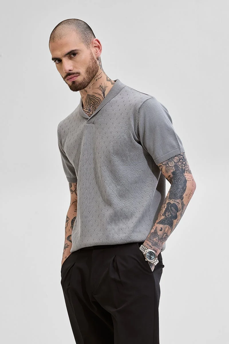 سنيتش تيشيرت رمادي فاتح بتصميم ذاتي