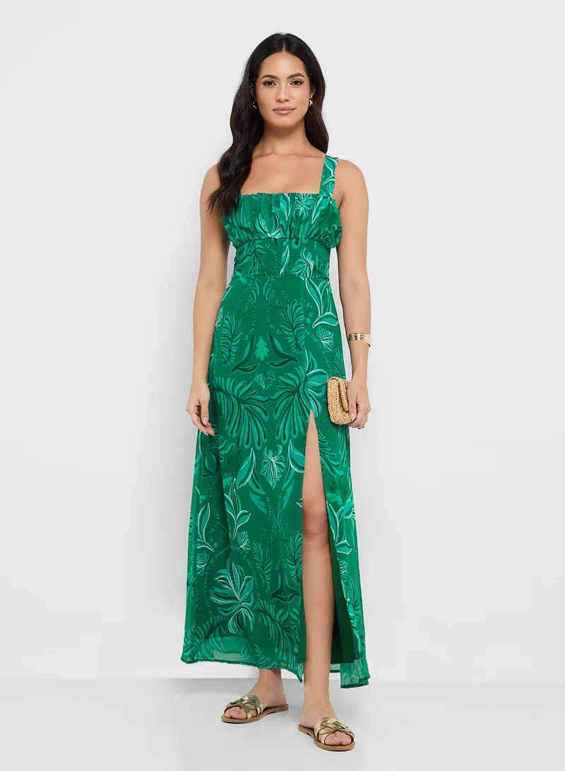 Hope & Ivy Floral Chiffon Dress