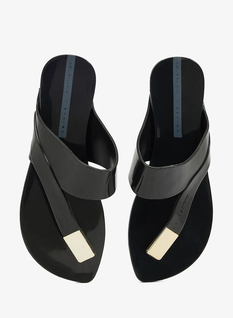 Voices Zen Metal Women'S Anti Slip Sole With Crossed Front Design - Black