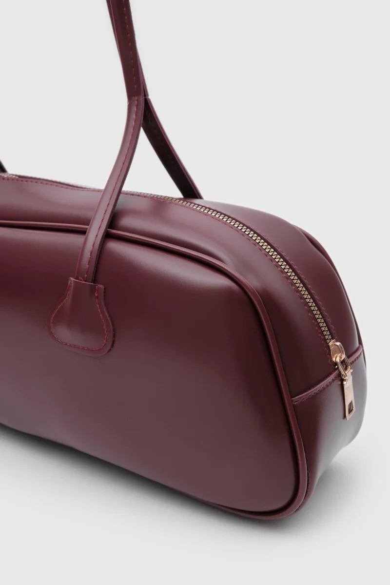 شولي باجس Miu Claret Red Baguette Bag